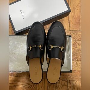 Women’s Gucci Loafers size 38